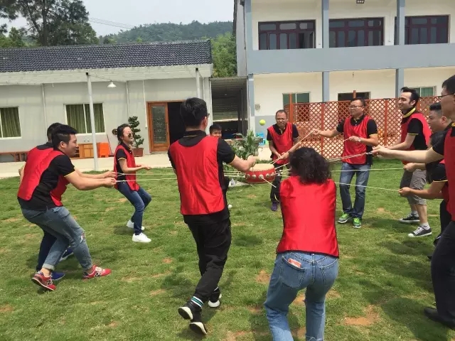 “向梦想出发” 欧宝ob销售团建运动完善绽放